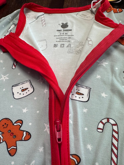 SNOWY HOLIDAY BAMBOO ZIPPER ONESIE